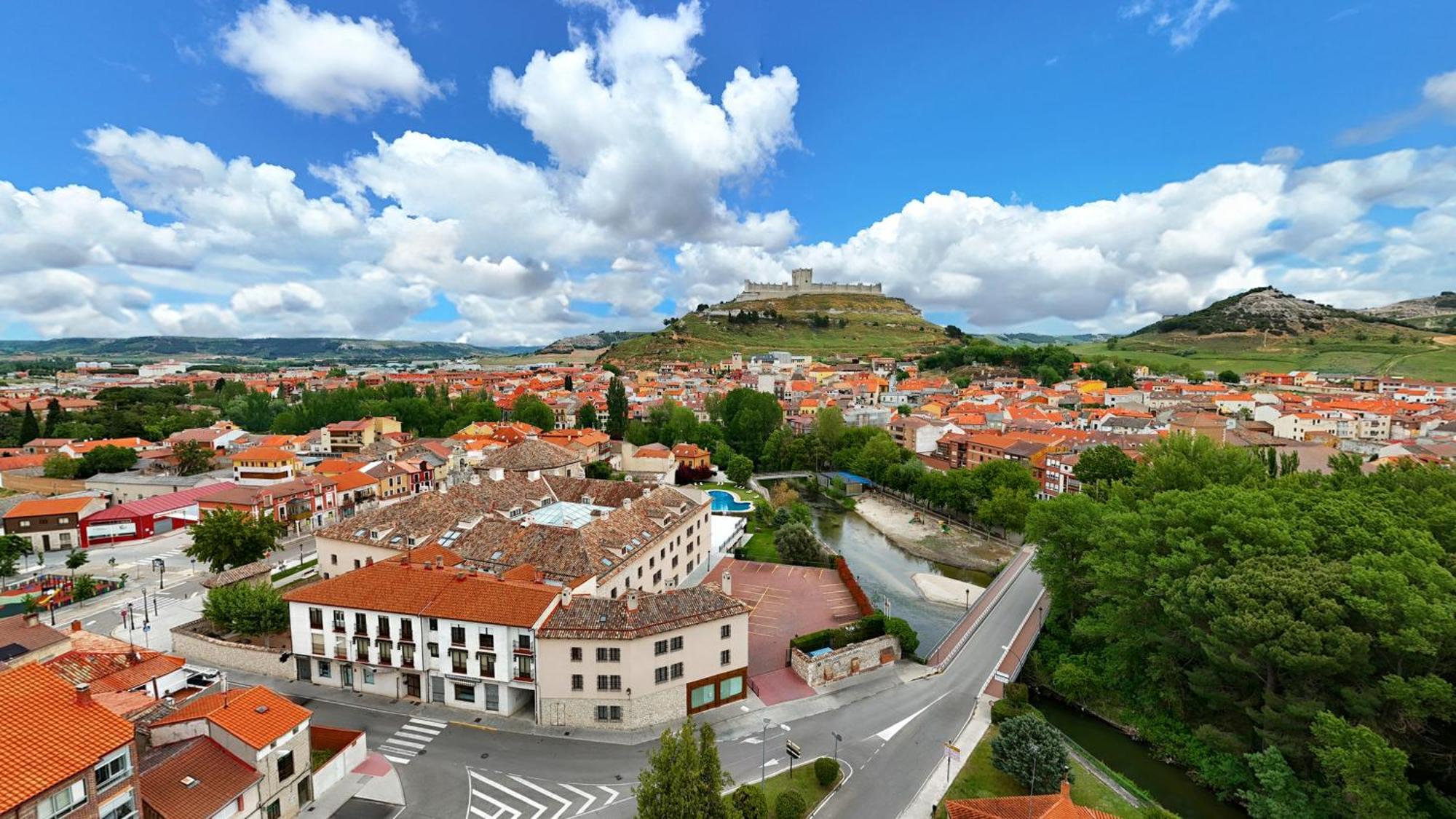 Azz Penafiel Las Claras Hotel & Spa Экстерьер фото