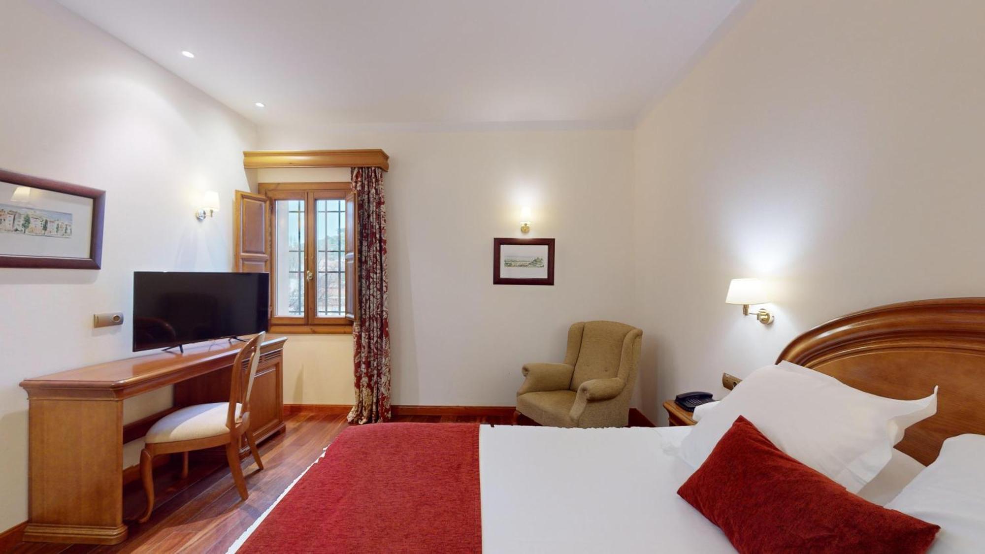 Azz Penafiel Las Claras Hotel & Spa Экстерьер фото