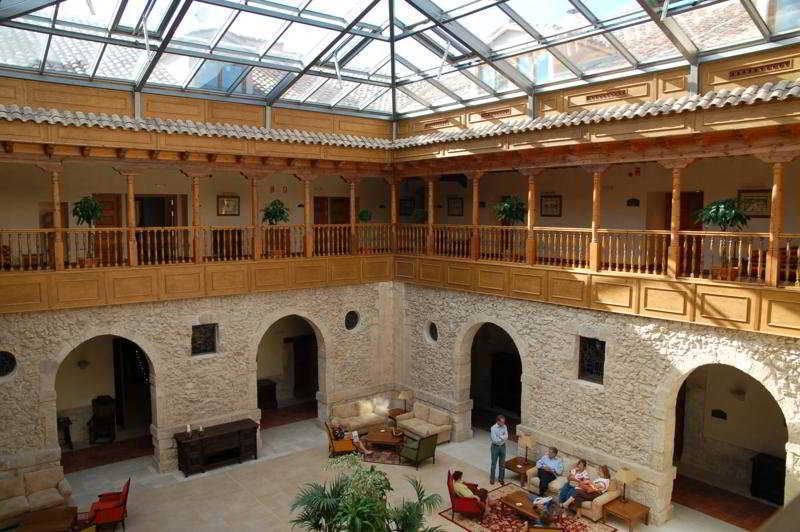 Azz Penafiel Las Claras Hotel & Spa Экстерьер фото